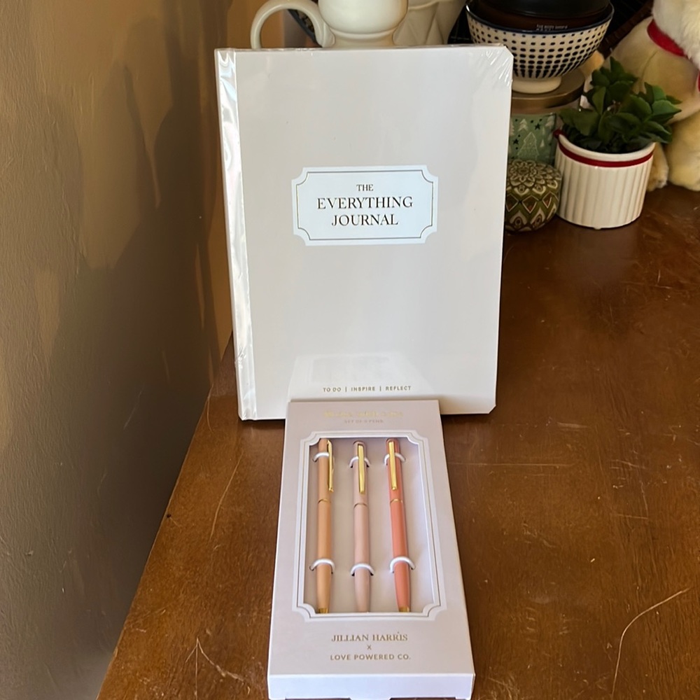 *Jilly ❤️ Box (Fall 🍂 2021) —The Everything Journal + Write ✍️ with Care Pens